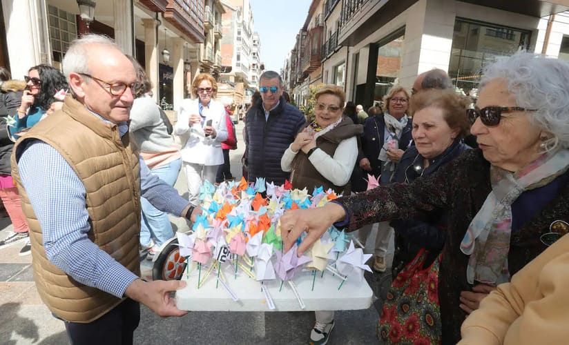 Imagen de noticia. Tulipanes de papel.